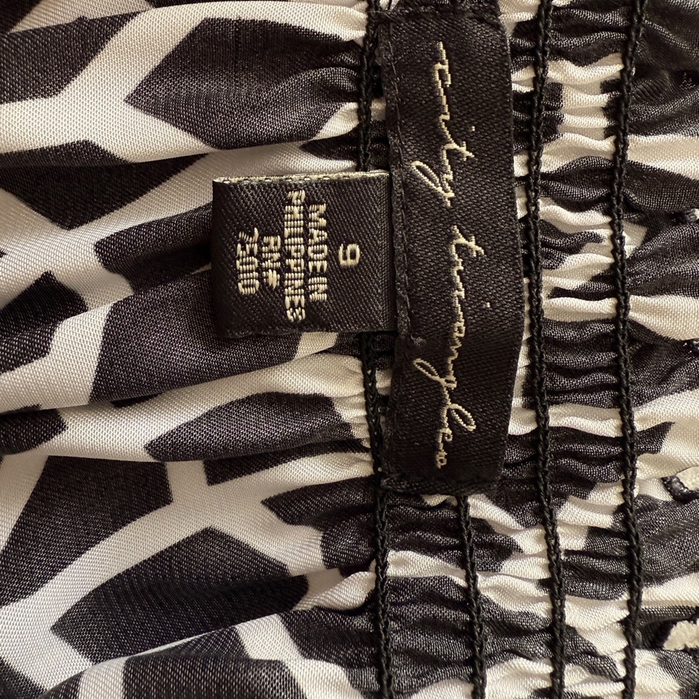 City triangles dress in color white and black womens size small - Picture 5 of 5